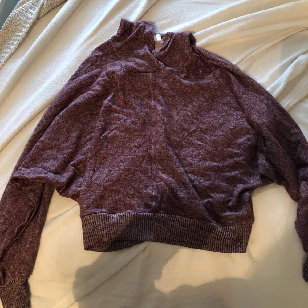 Maroon pullover